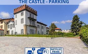 The Castle - Parking - Self Ck-In & Access